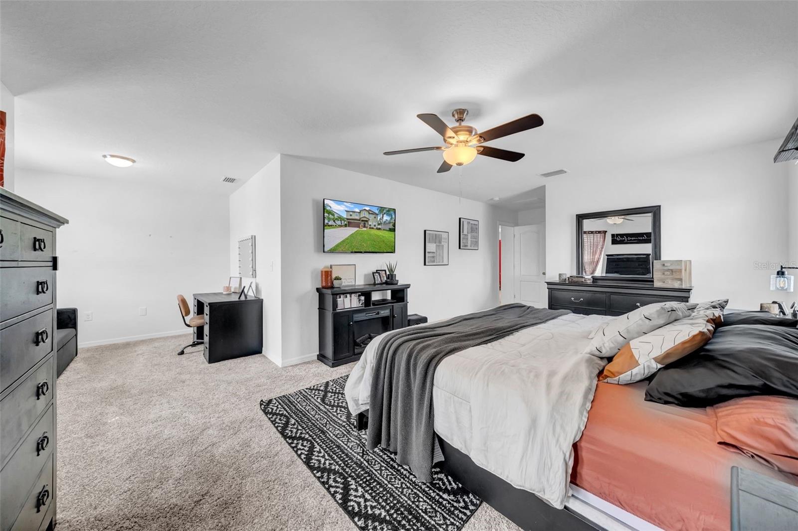 Image 33 of 61 For 2605 Holly Bluff Court
