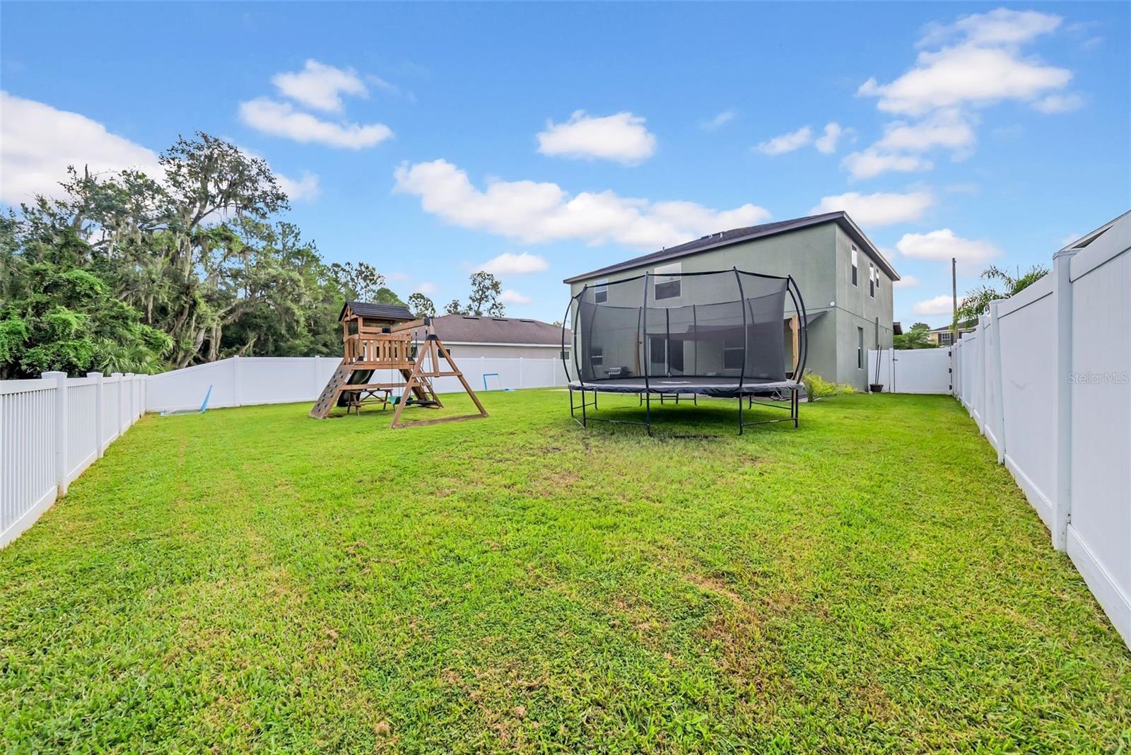 Image 7 of 61 For 2605 Holly Bluff Court