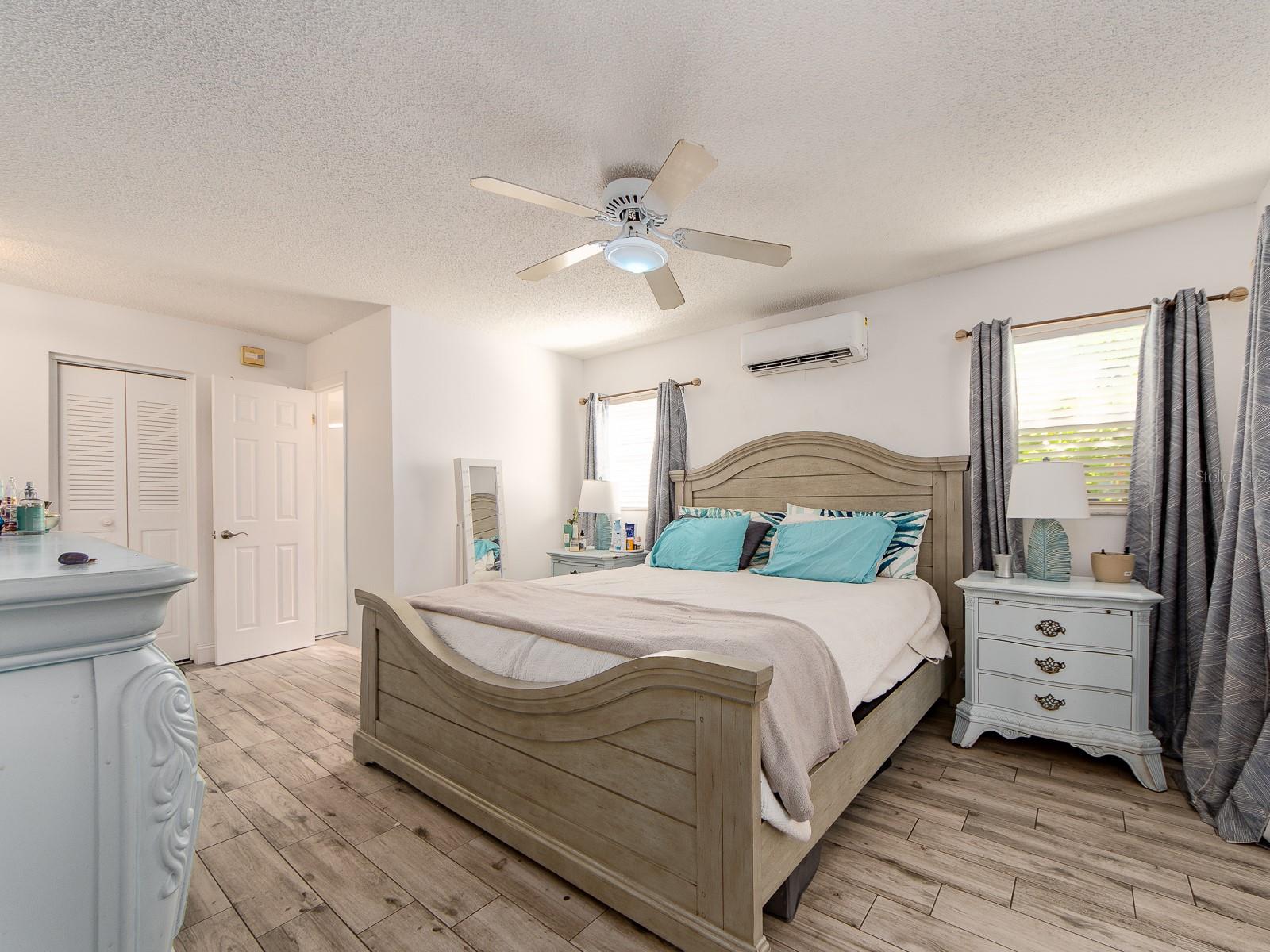 Image 17 of 30 For 2331 Robyn Court
