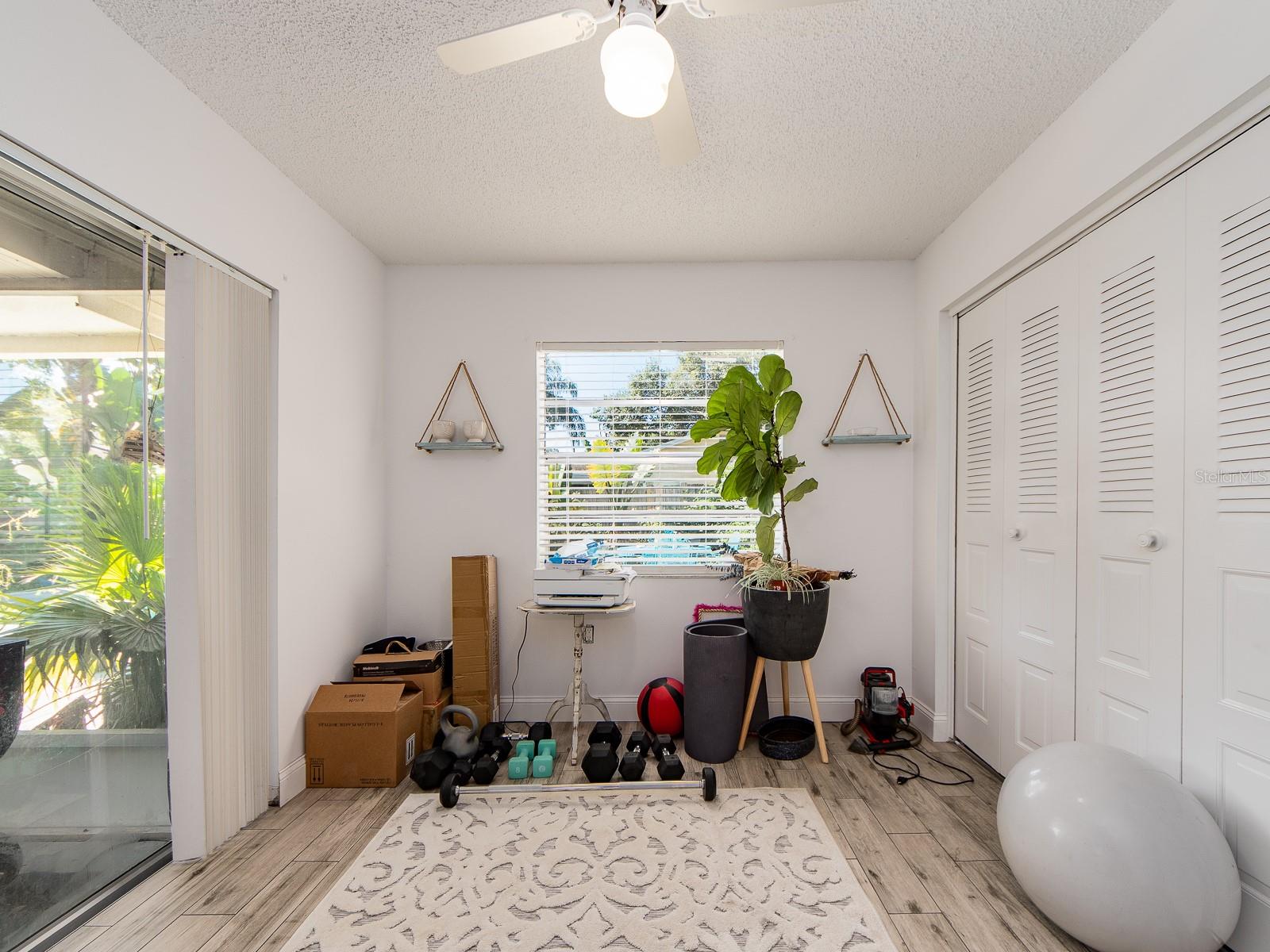 Image 26 of 30 For 2331 Robyn Court
