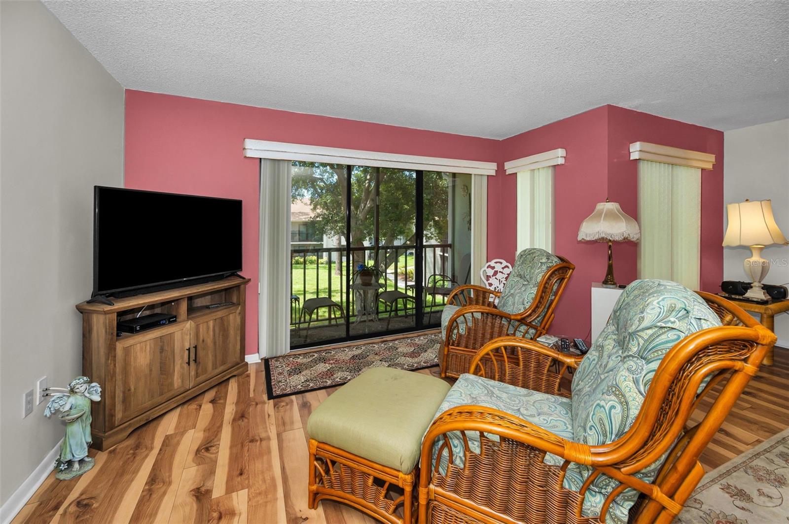 Image 12 of 65 For 2666 Pine Ridge Way N C2