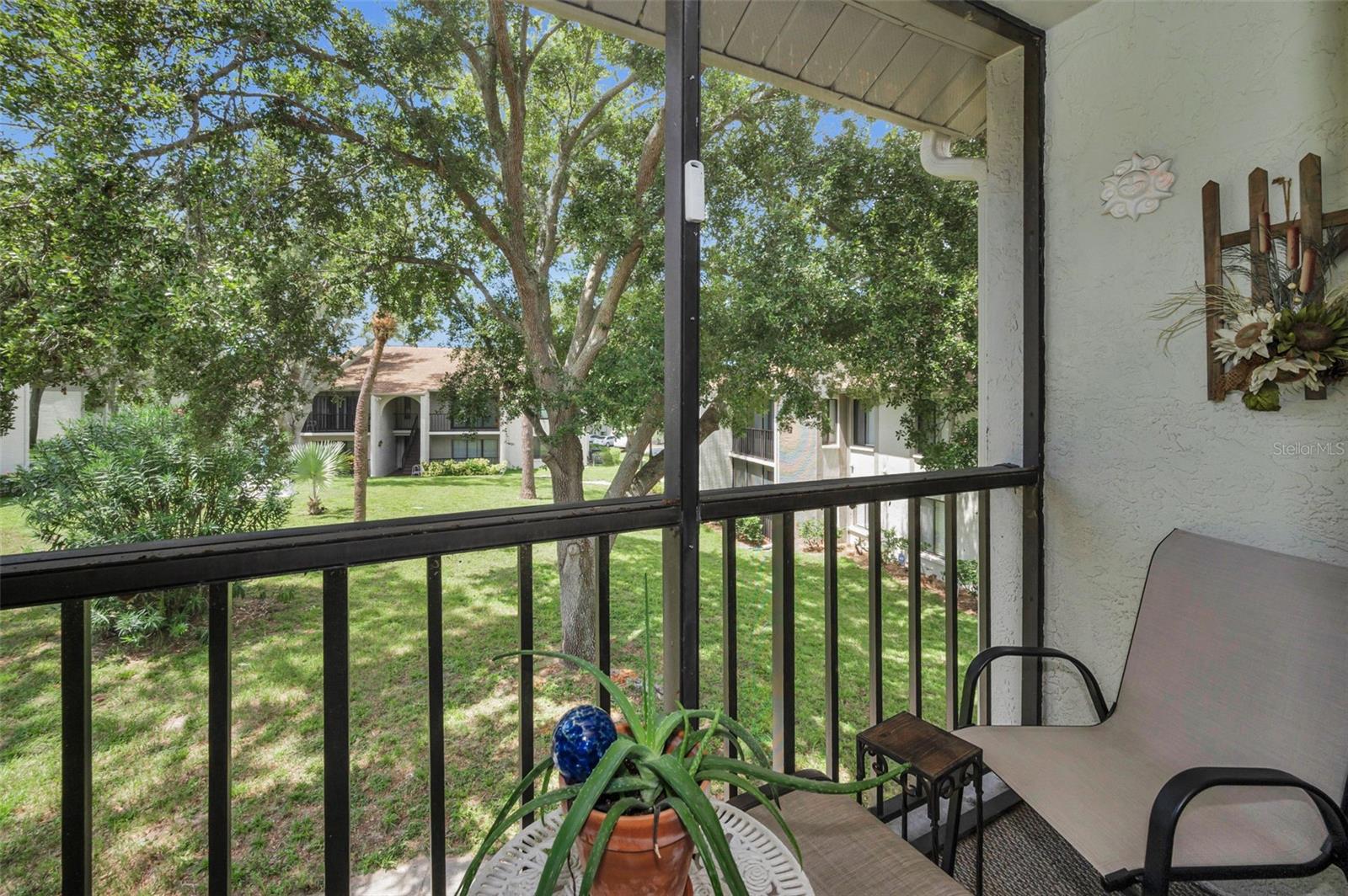 Image 13 of 65 For 2666 Pine Ridge Way N C2
