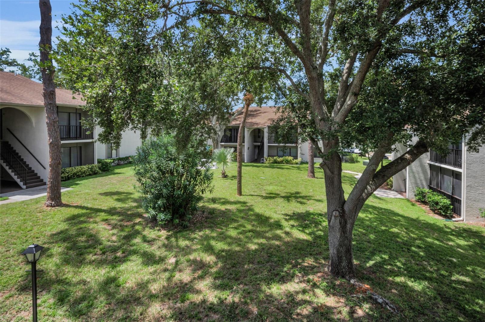 Image 15 of 65 For 2666 Pine Ridge Way N C2