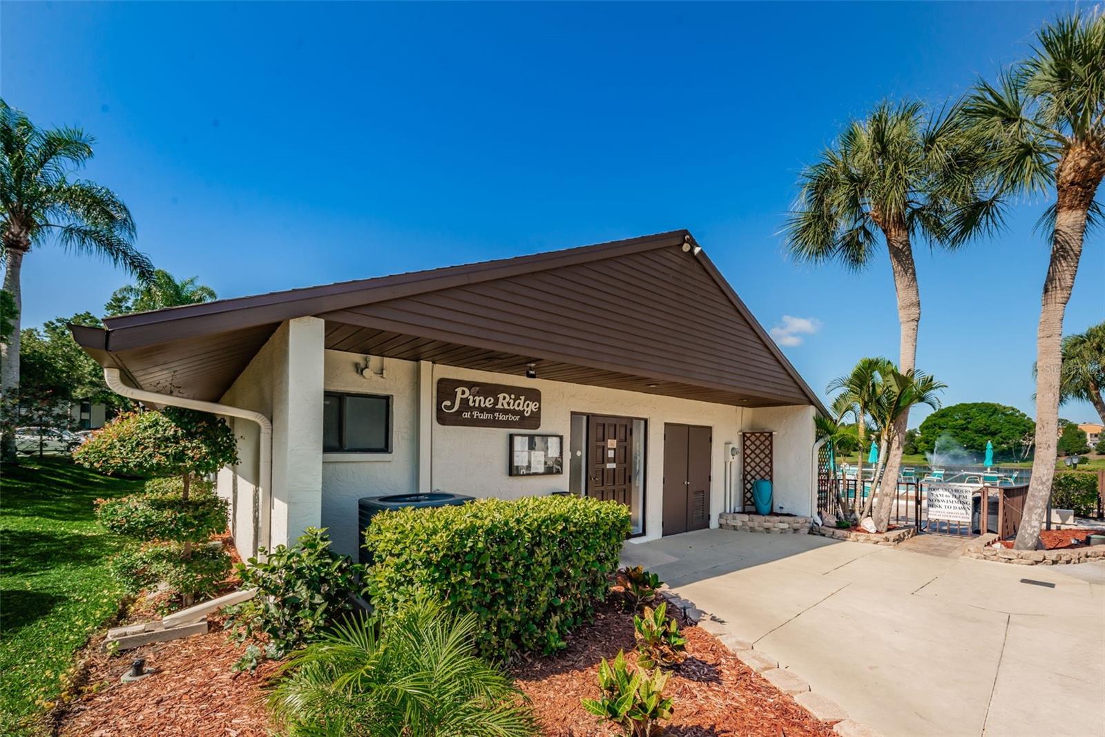 Image 44 of 65 For 2666 Pine Ridge Way N C2