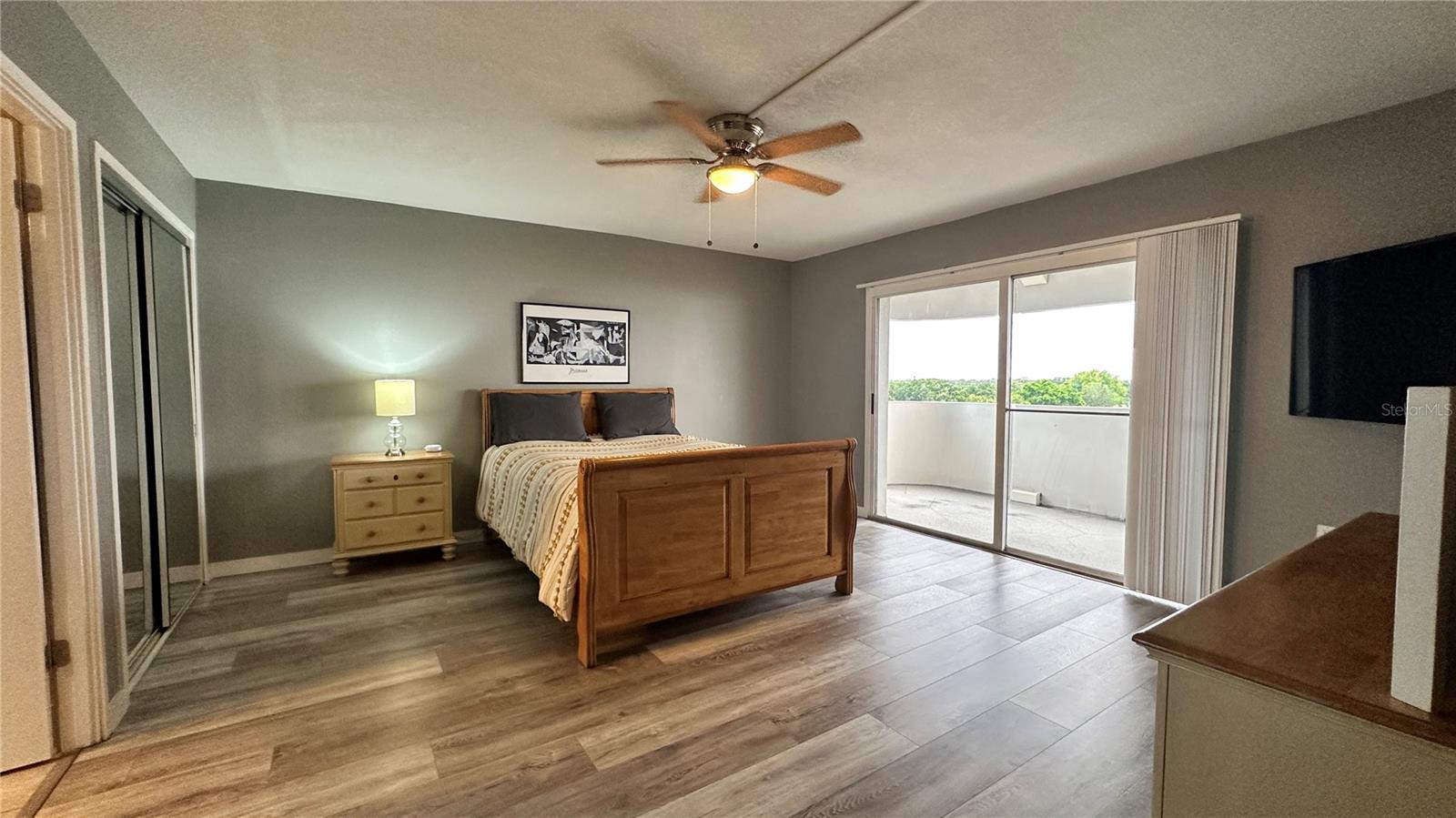 Image 10 of 25 For 4141 Bayshore Boulevard 606