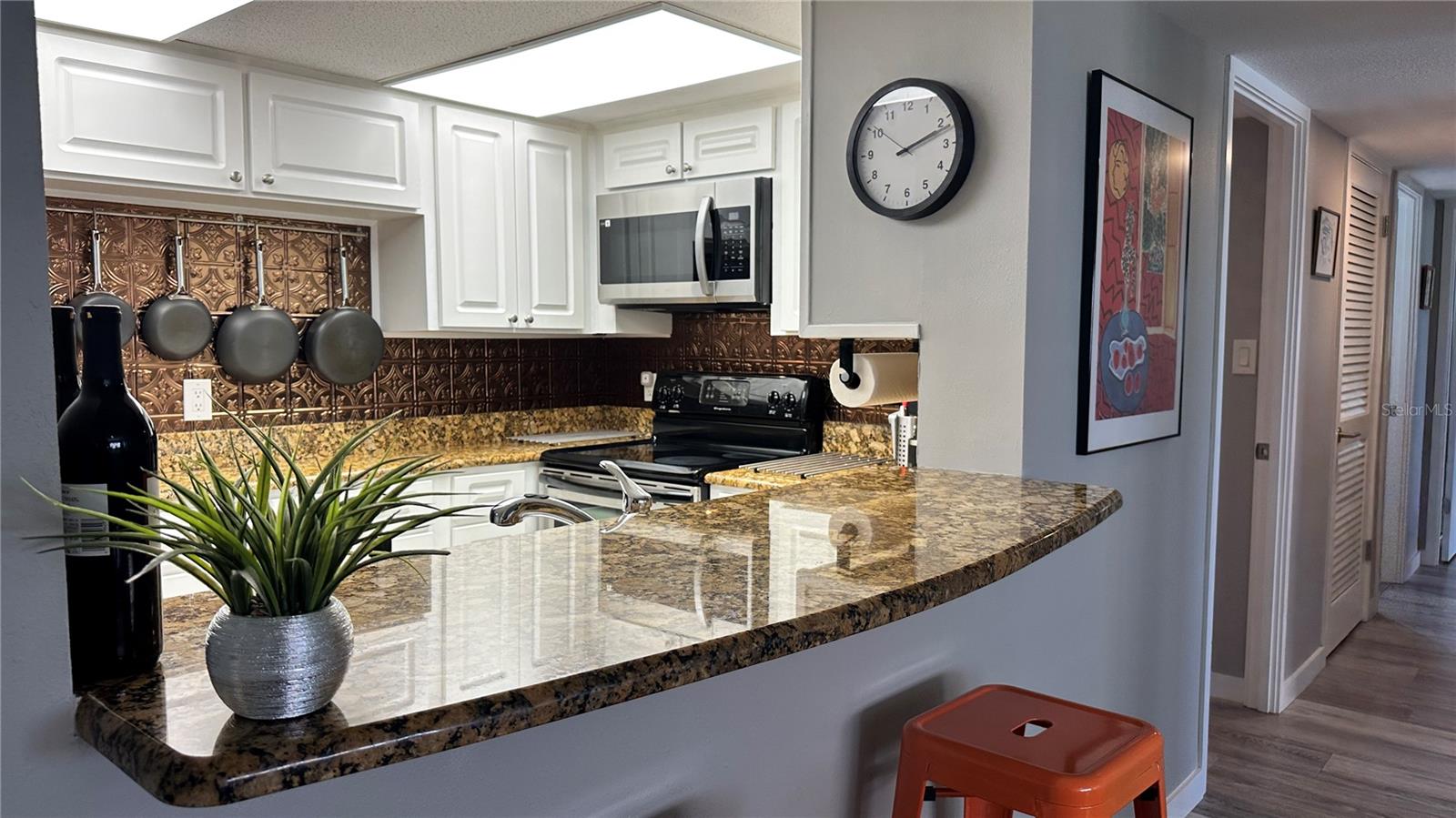 Image 4 of 25 For 4141 Bayshore Boulevard 606