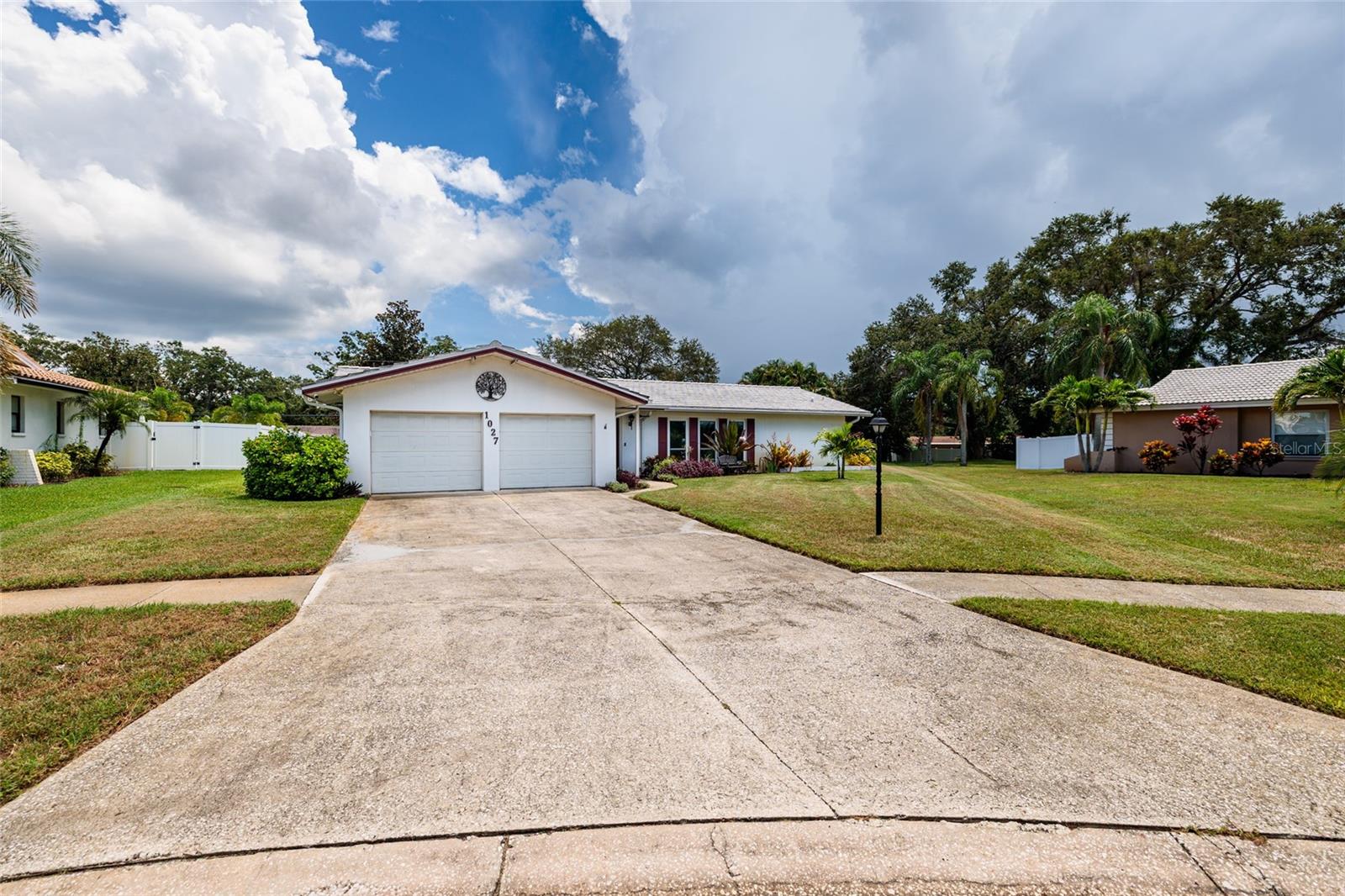 Details for 1027 Grovewood Court, CLEARWATER, FL 33764
