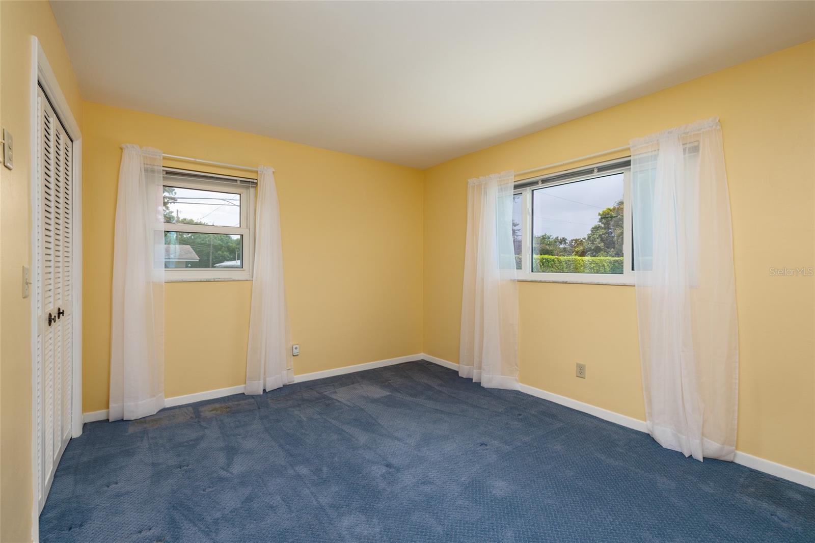 Image 22 of 64 For 1027 Grovewood Court