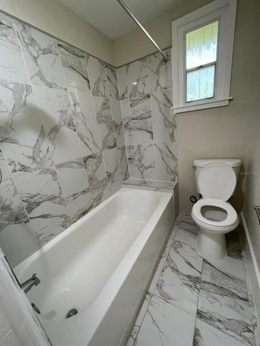 Image 14 of 18 For 2107 8th Road