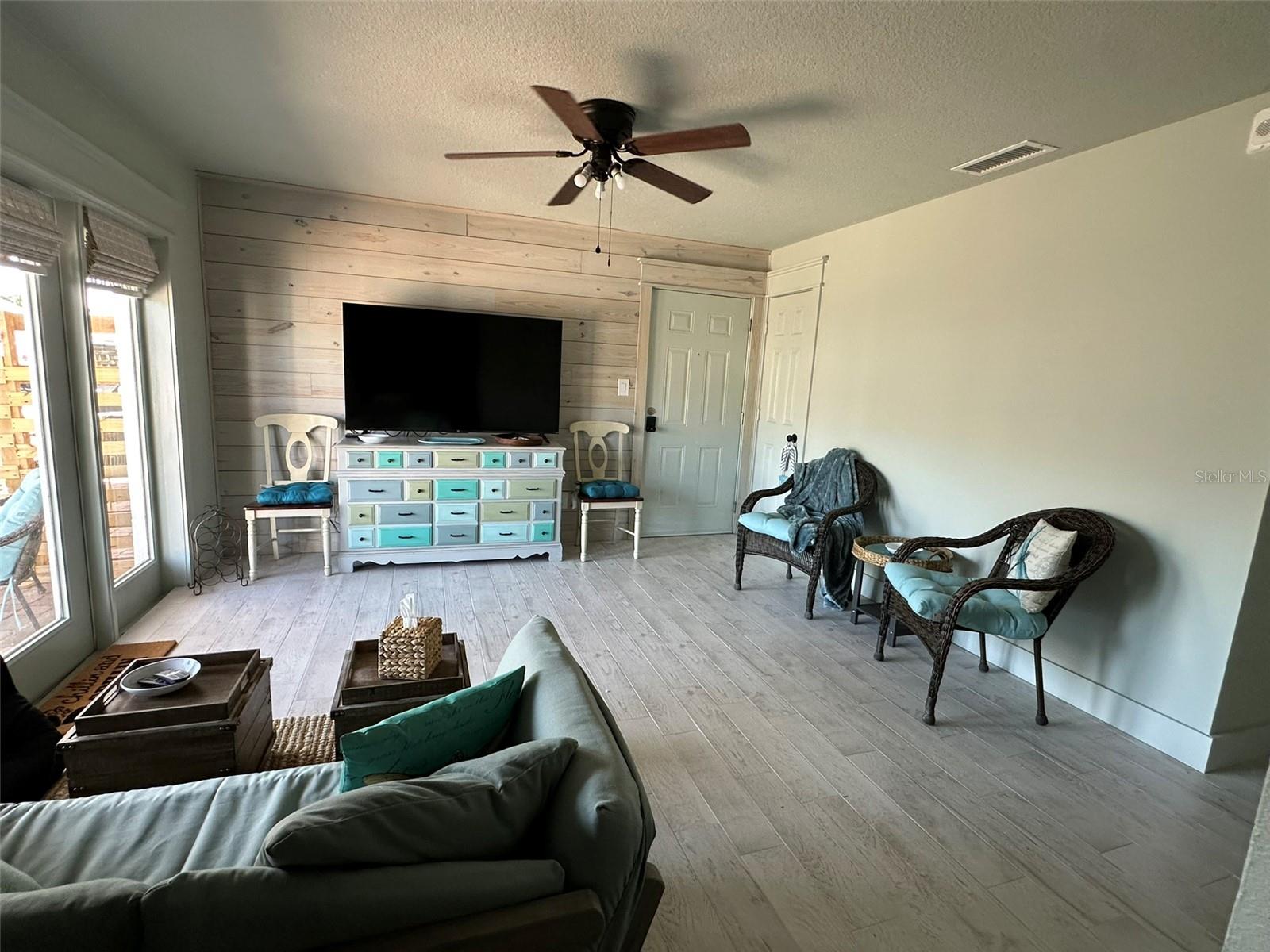 Details for 5006 Starfish Dr Se  A, ST PETERSBURG, FL 33705