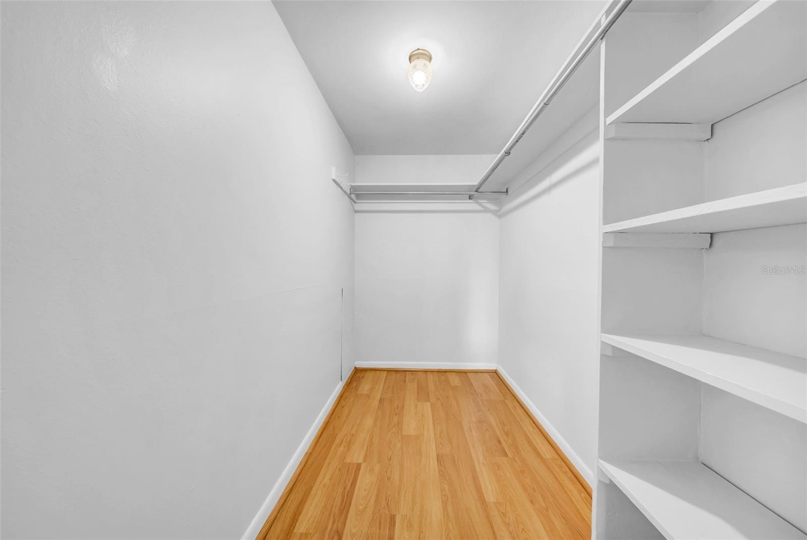 Image 13 of 31 For 7050 Cognac Drive 1