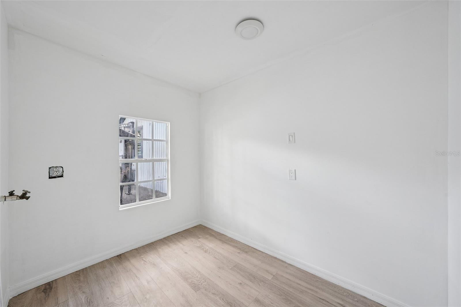 Image 37 of 41 For 8509 Hamner Avenue