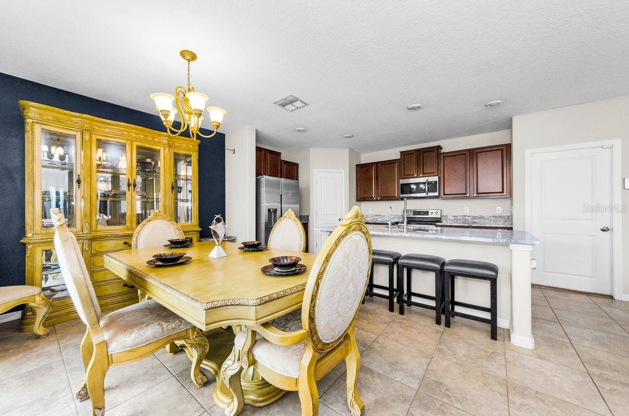 Image 15 of 73 For 17045 Yellow Pine Street