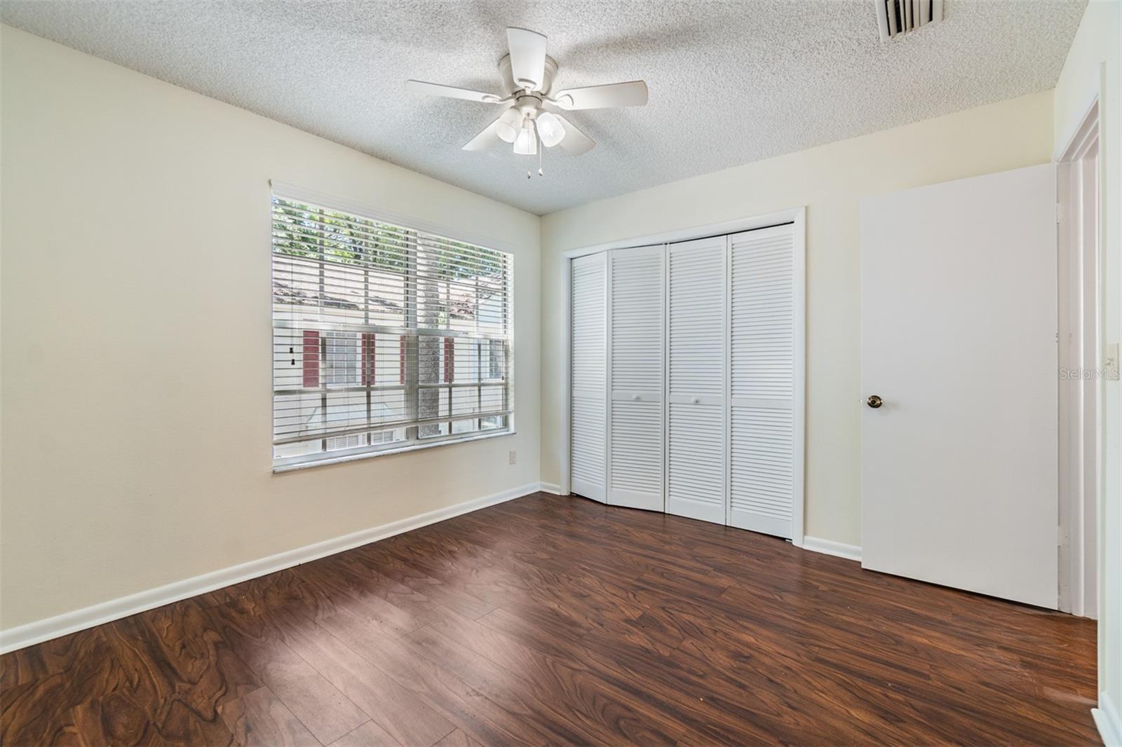 Listing photo id 12 for 1716 Mill Run Circle