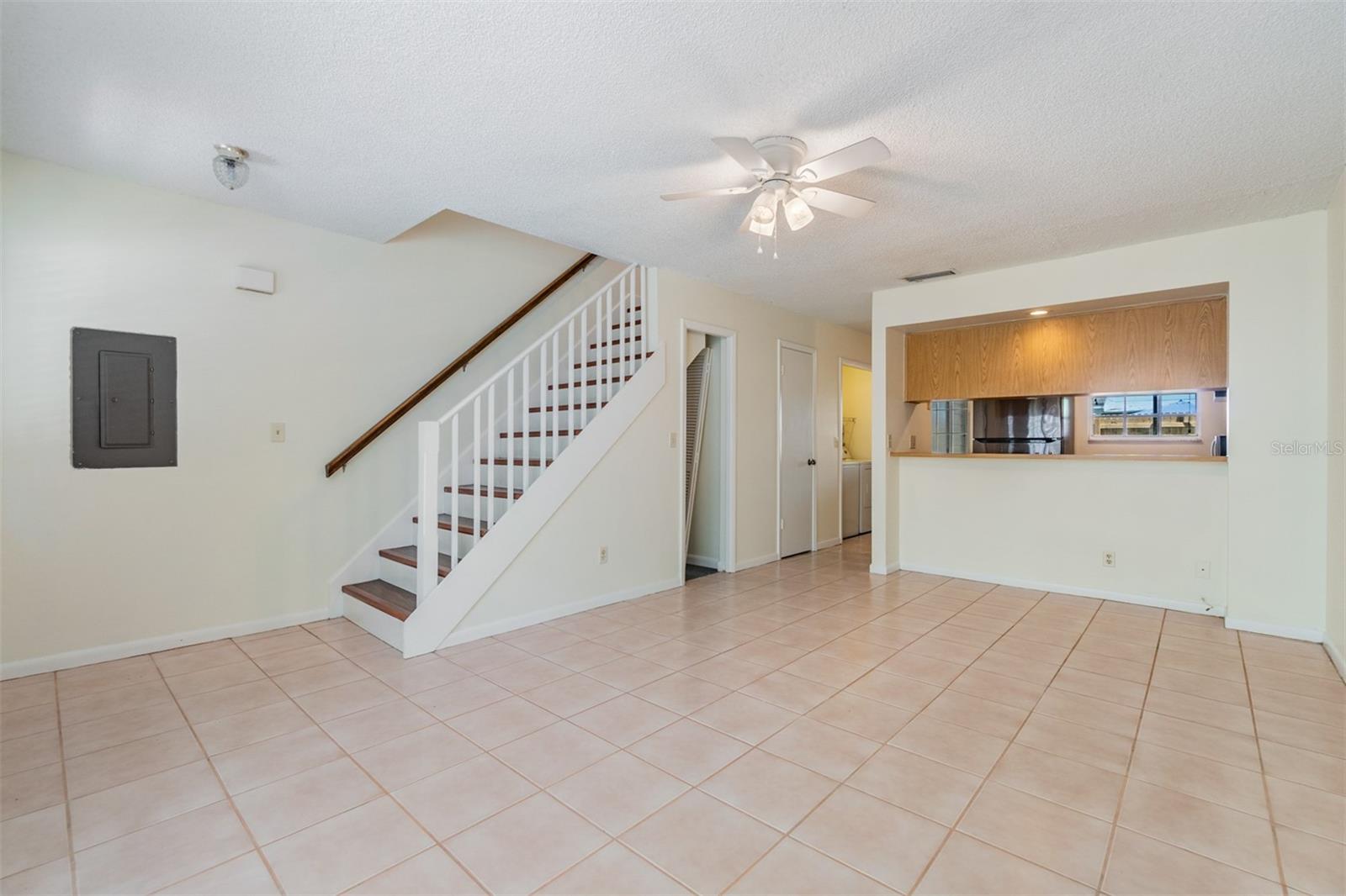 Listing photo id 1 for 1716 Mill Run Circle