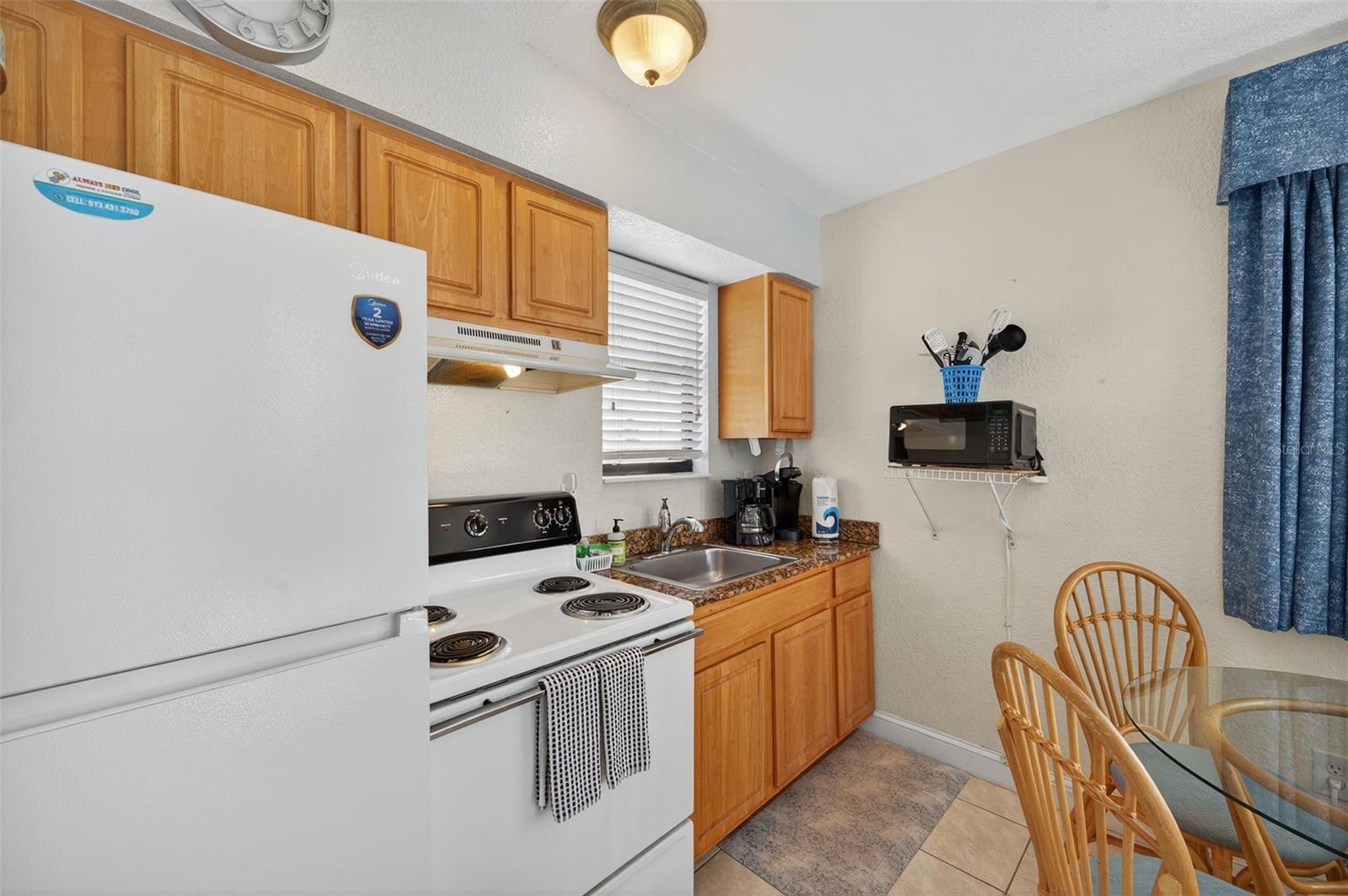 Image 13 of 36 For 16333 Gulf Boulevard 212