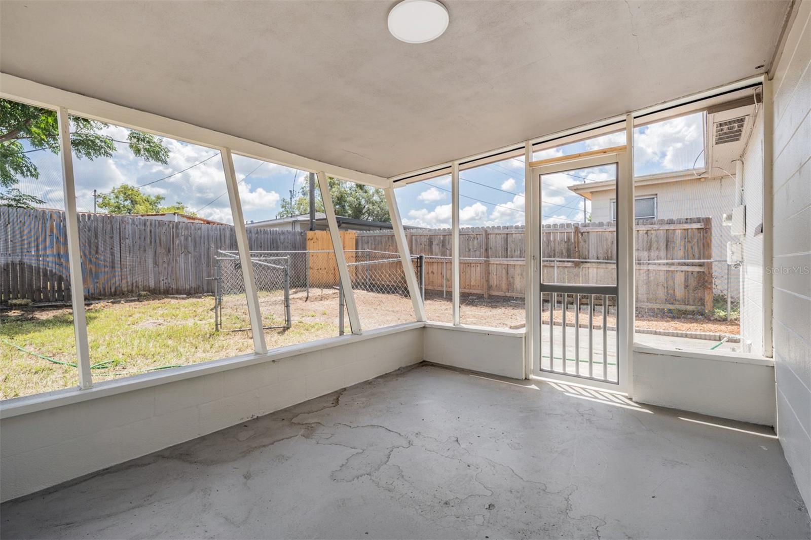 Image 11 of 13 For 3348 Clydesdale Drive