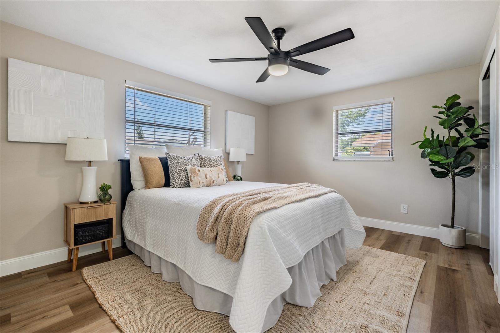 Image 8 of 13 For 3348 Clydesdale Drive