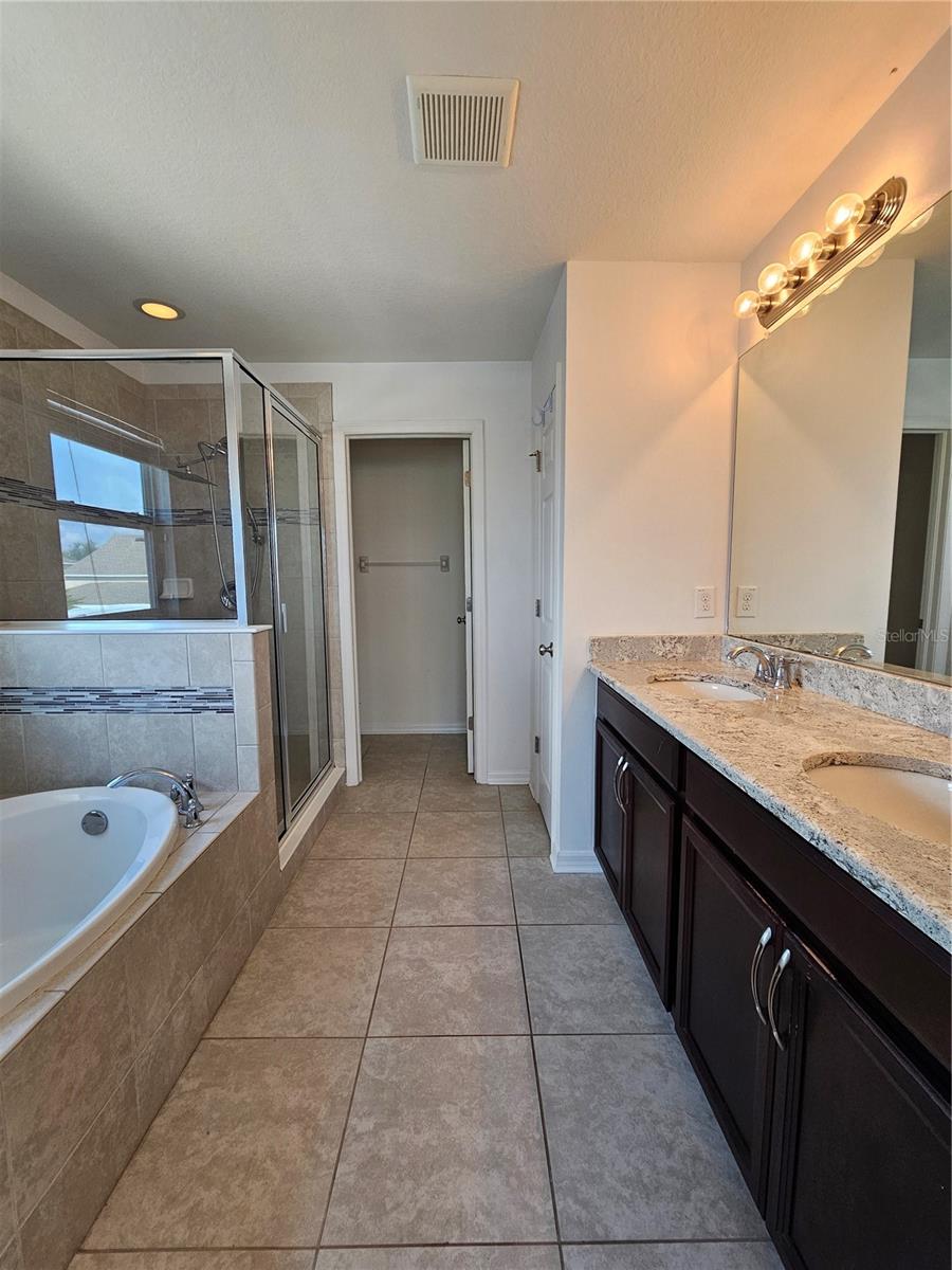 Image 13 of 24 For 7127 Nightshade Drive
