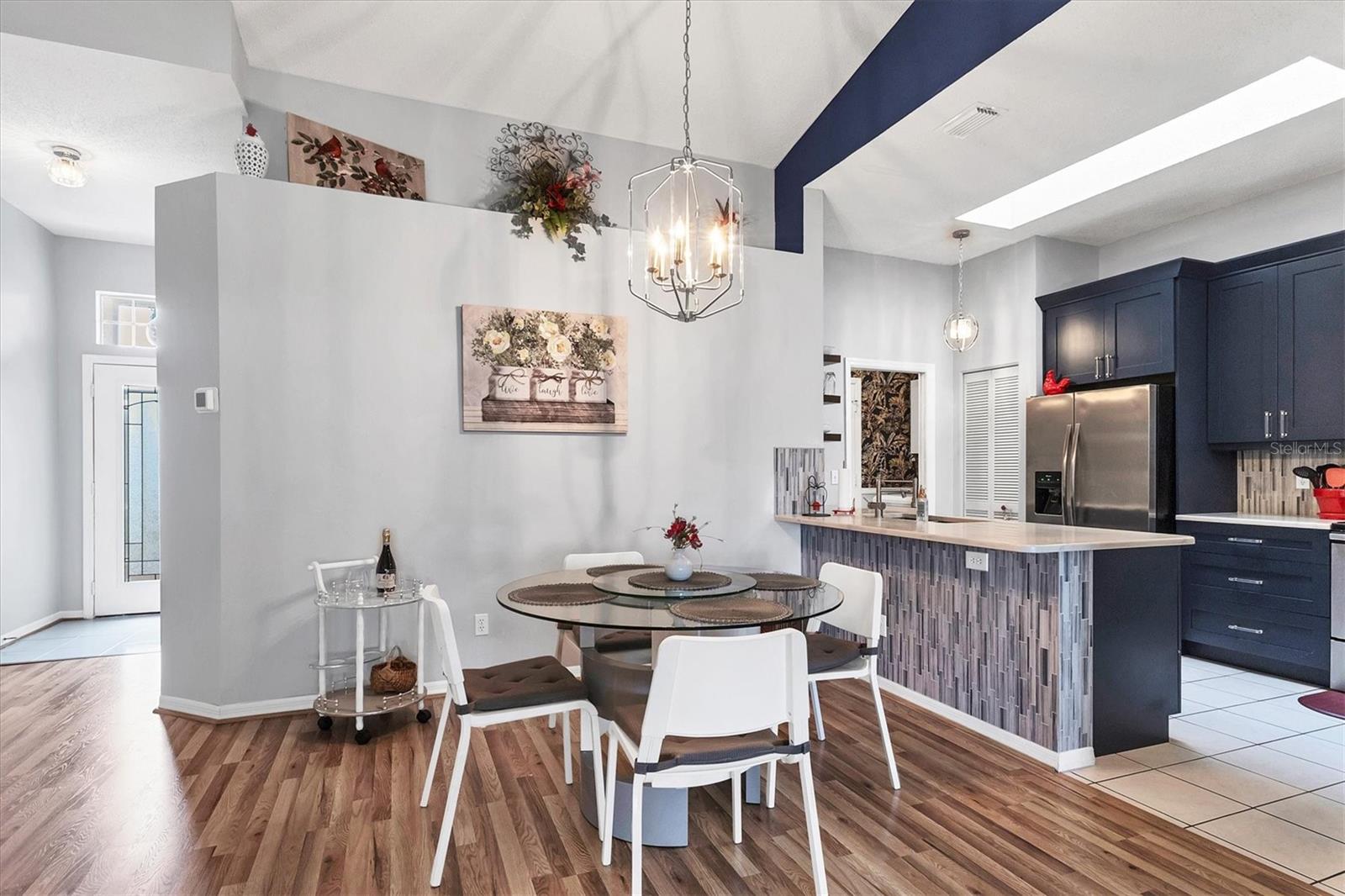 Image 12 of 48 For 2020 Nantucket Drive