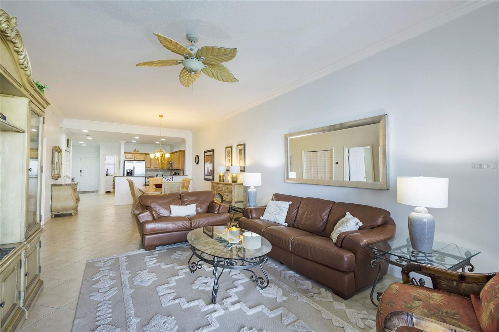 Image 11 of 33 For 530 Gulfview Boulevard 805