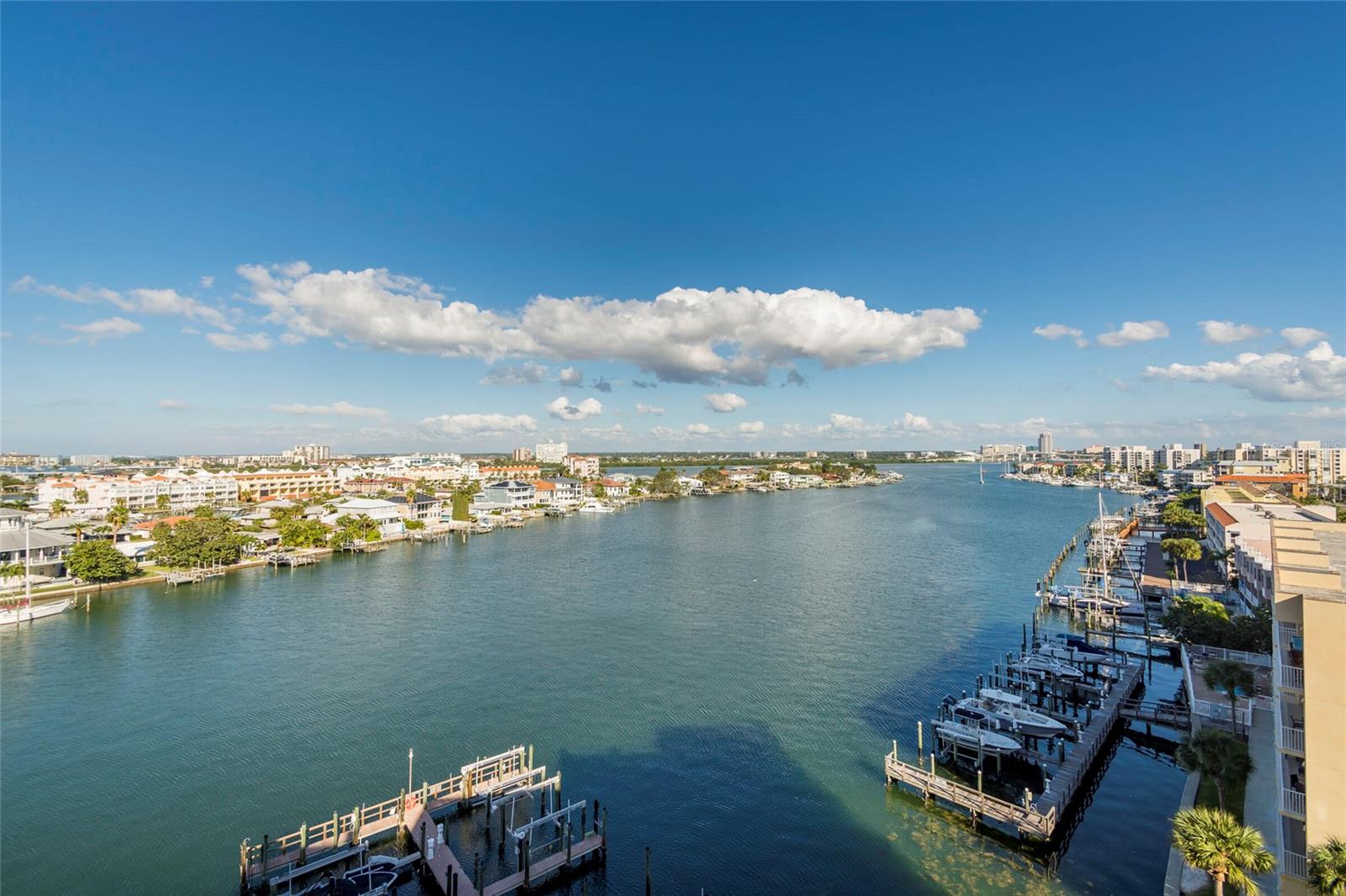 Image 27 of 33 For 530 Gulfview Boulevard 805
