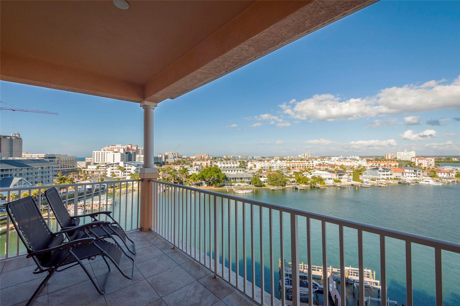 Image 29 of 33 For 530 Gulfview Boulevard 805