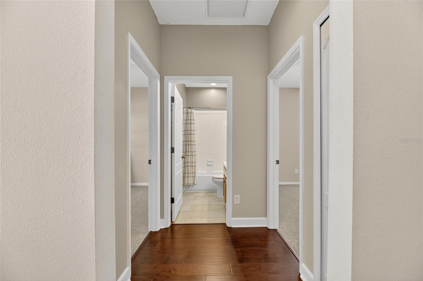 Image 27 of 42 For 1152 Emerald Hill Way