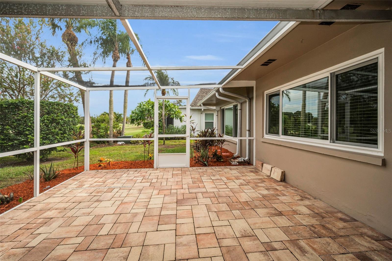 Image 13 of 47 For 6561 Golden Horseshoe Drive