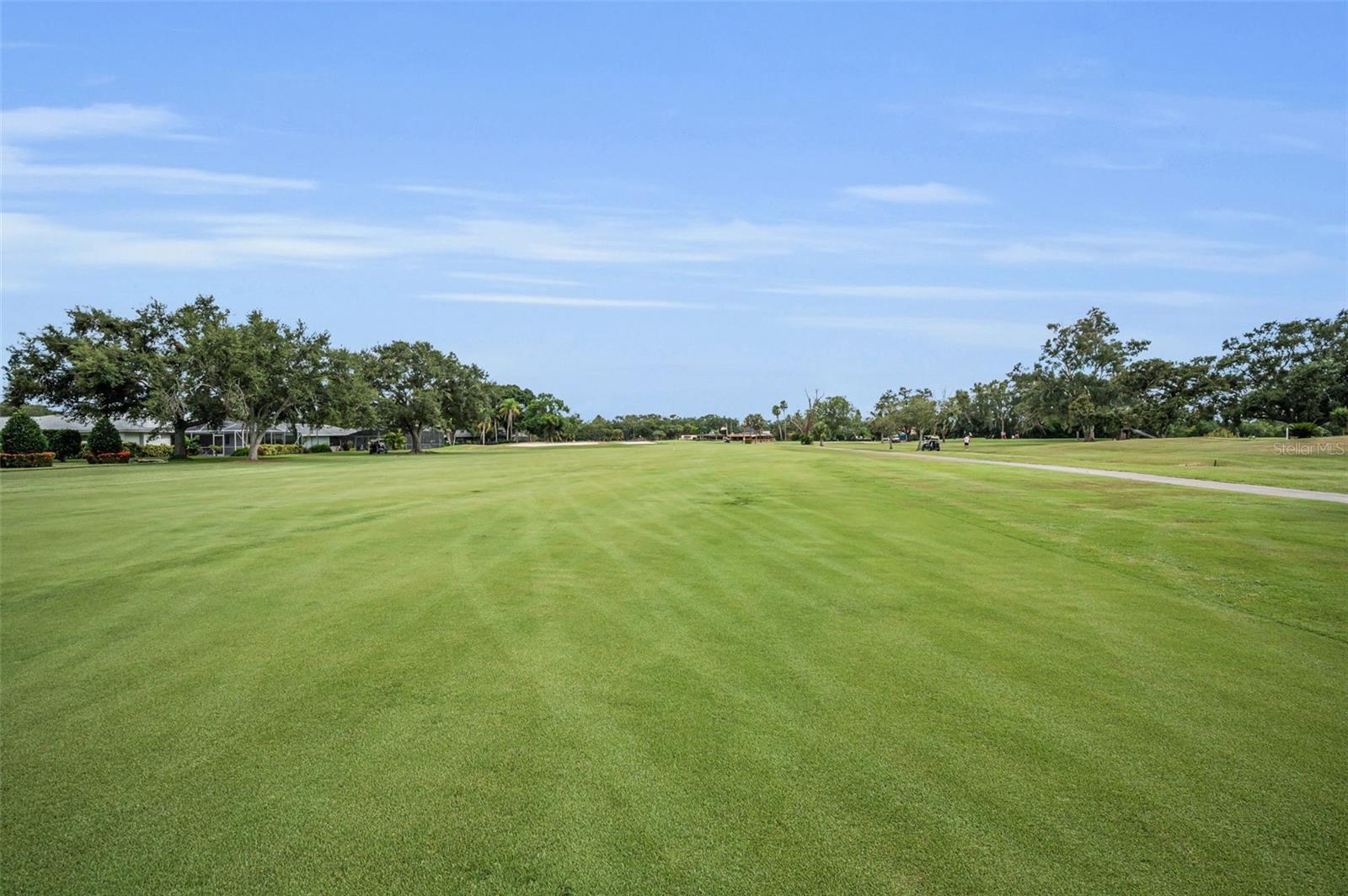 Image 17 of 47 For 6561 Golden Horseshoe Drive