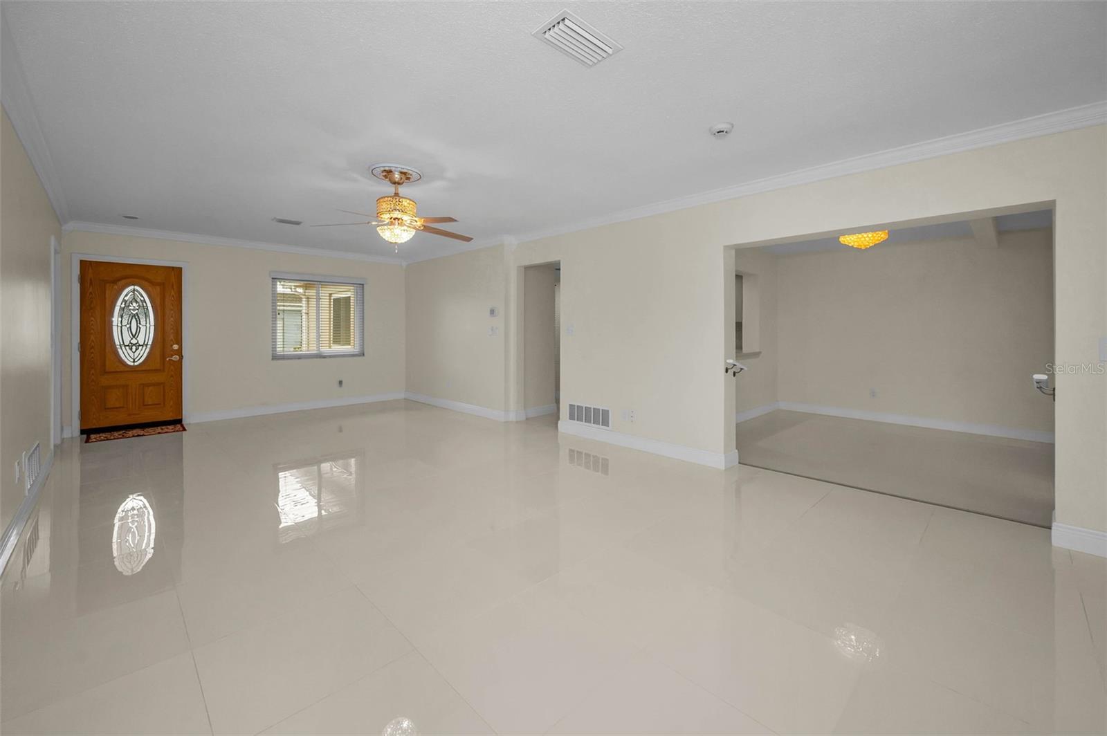 Image 5 of 47 For 6561 Golden Horseshoe Drive
