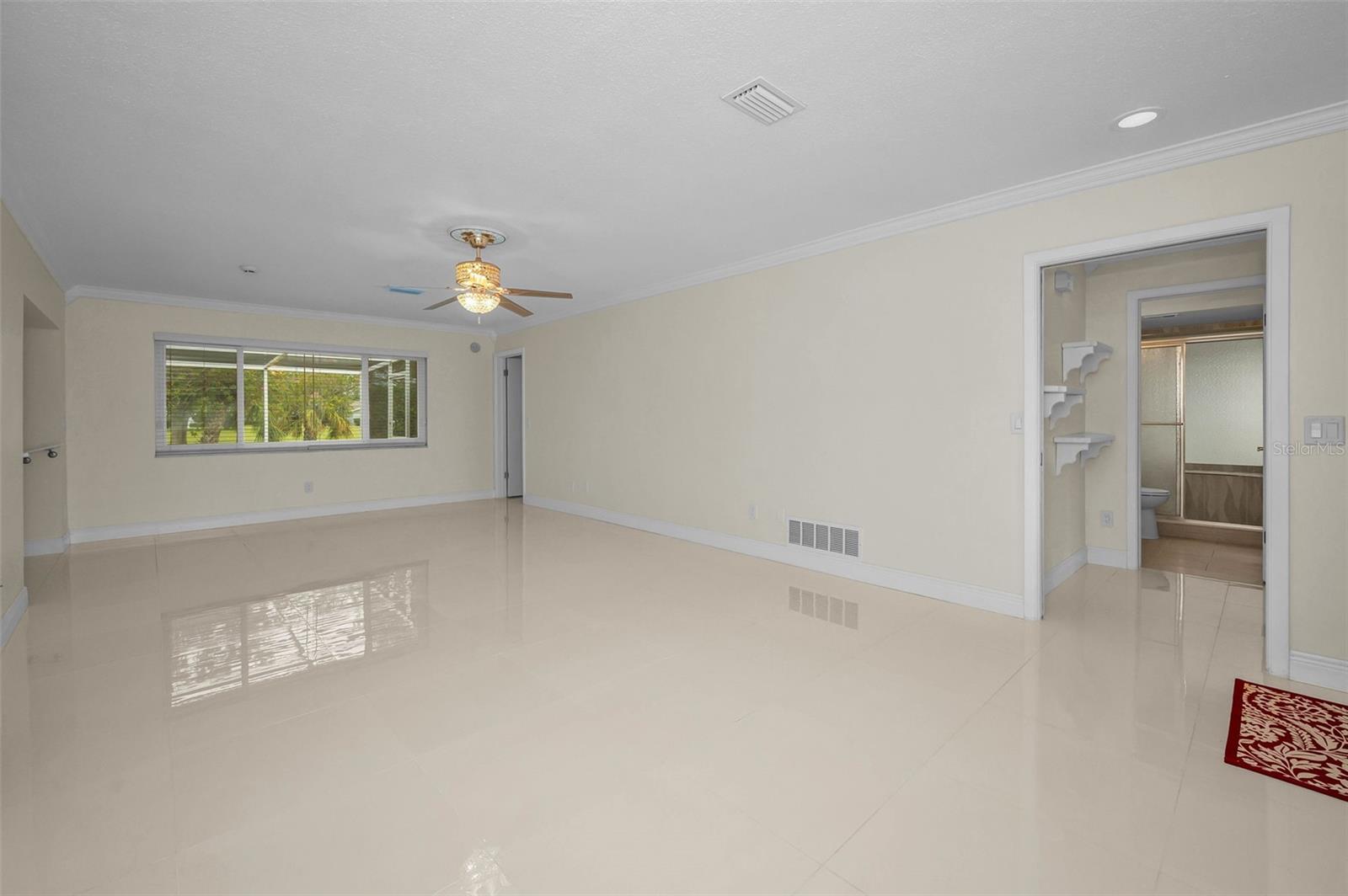 Image 7 of 47 For 6561 Golden Horseshoe Drive