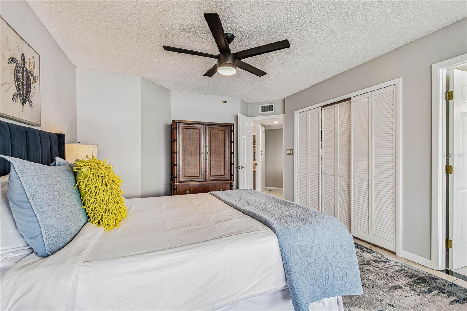 Image 19 of 89 For 1340 Gulf Boulevard 19d