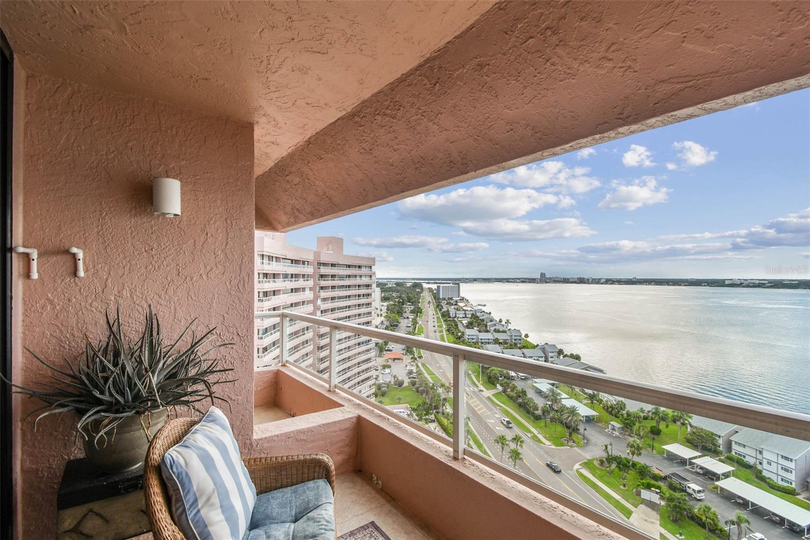 Image 26 of 89 For 1340 Gulf Boulevard 19d