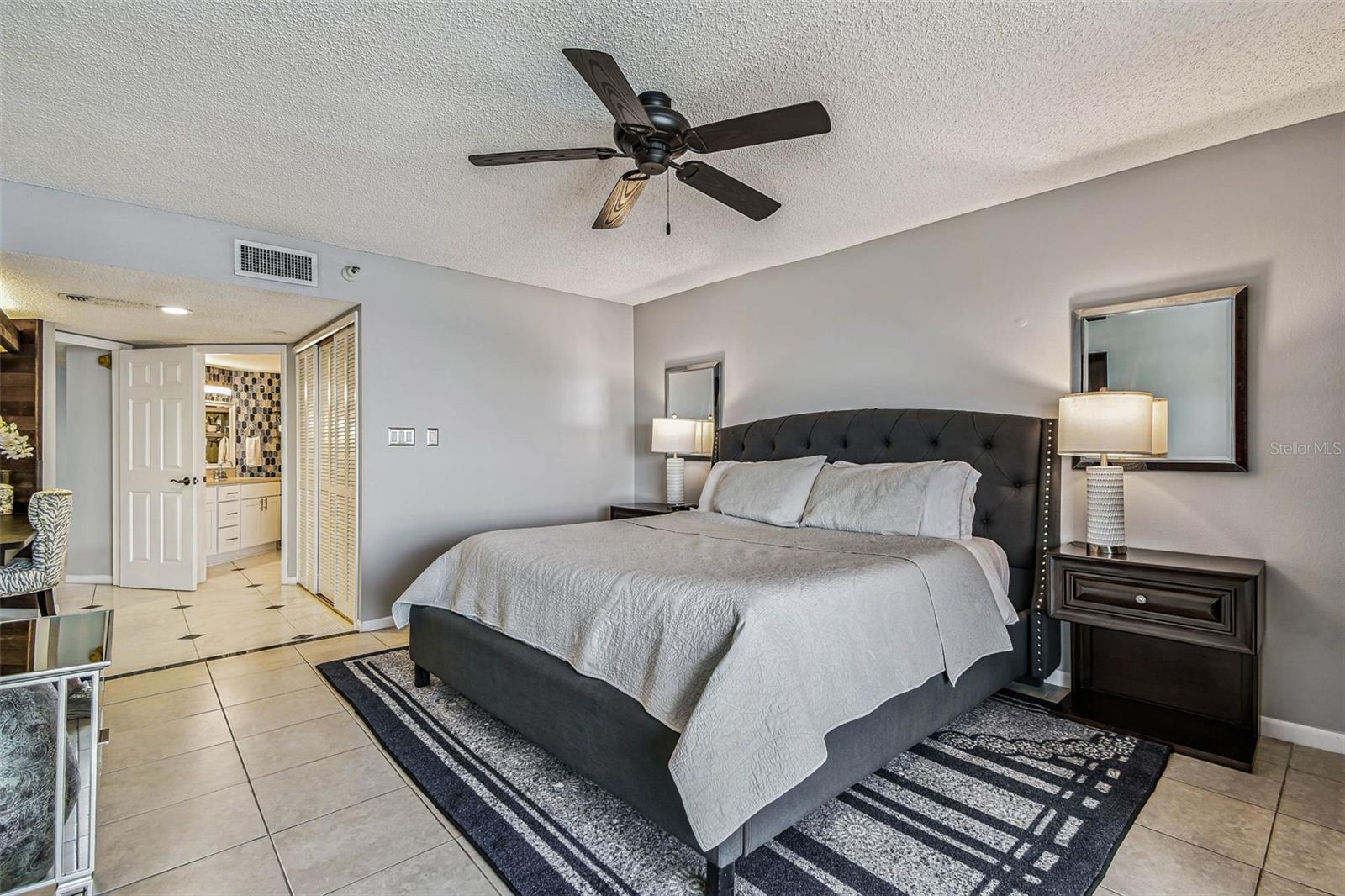 Image 34 of 89 For 1340 Gulf Boulevard 19d