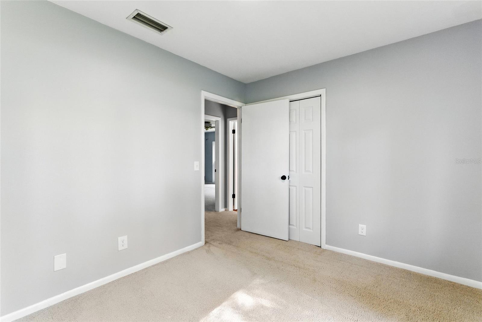 Image 10 of 31 For 2205 Henley Road