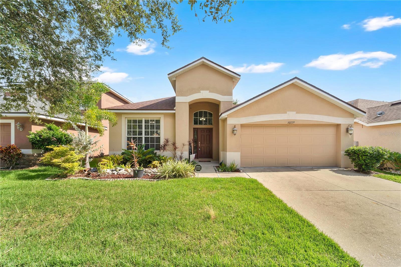 Details for 10229 Avelar Ridge Drive, RIVERVIEW, FL 33578
