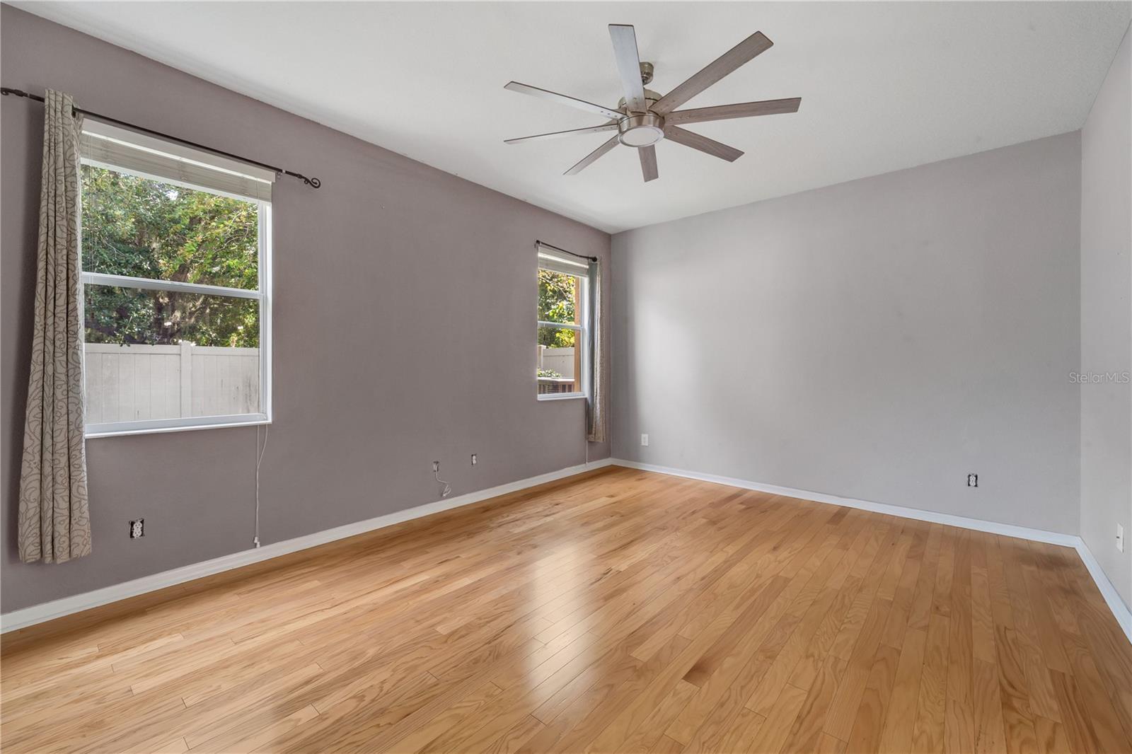 Image 16 of 39 For 10229 Avelar Ridge Drive