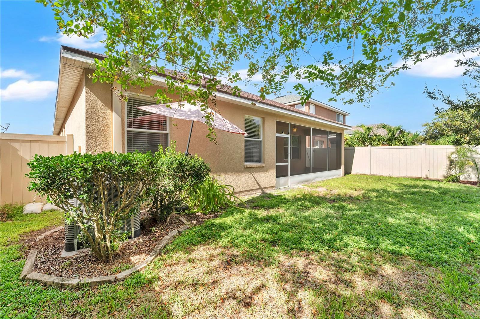Image 30 of 39 For 10229 Avelar Ridge Drive