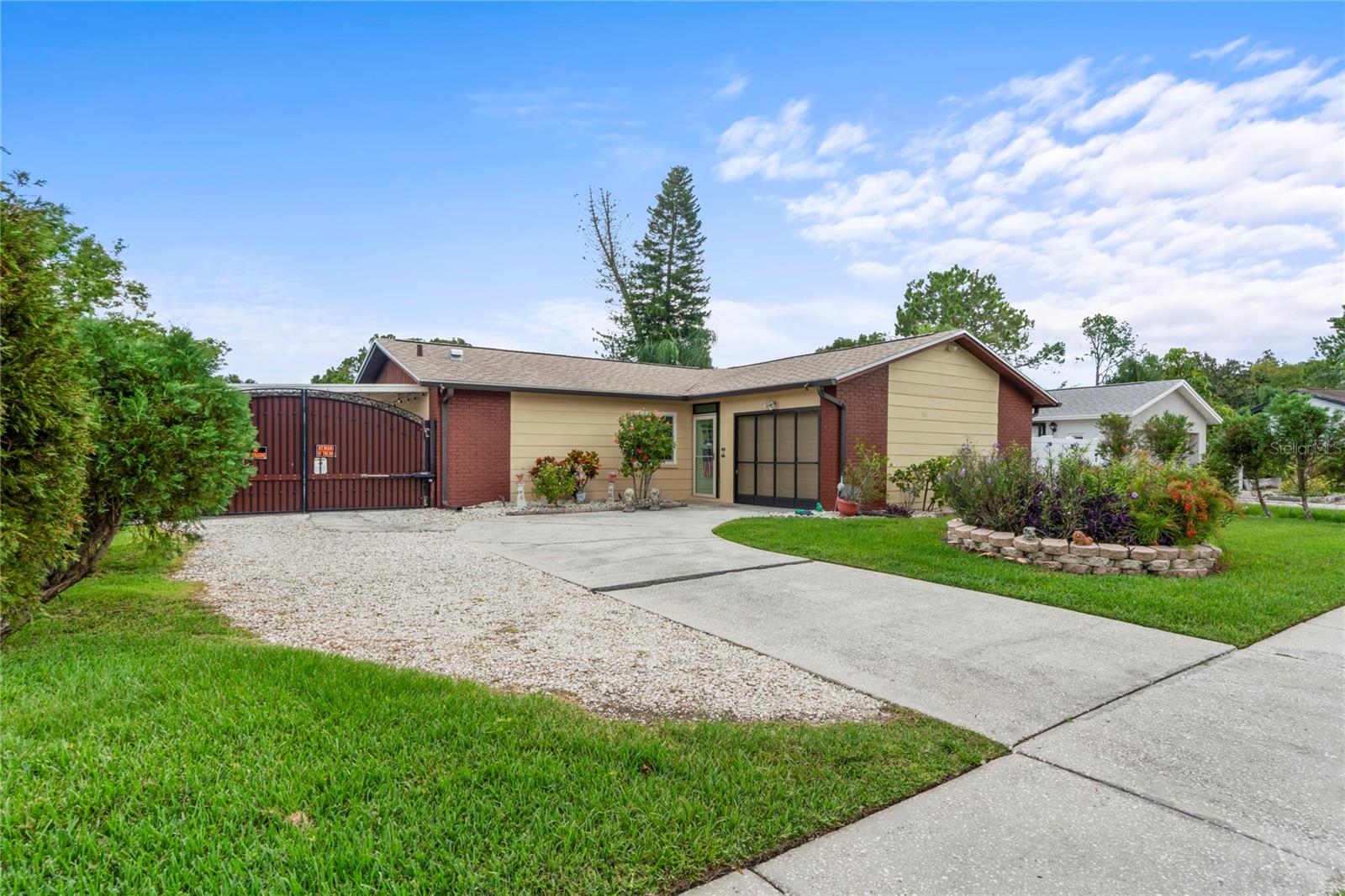 Image 19 of 56 For 4912 Hi Vista Circle