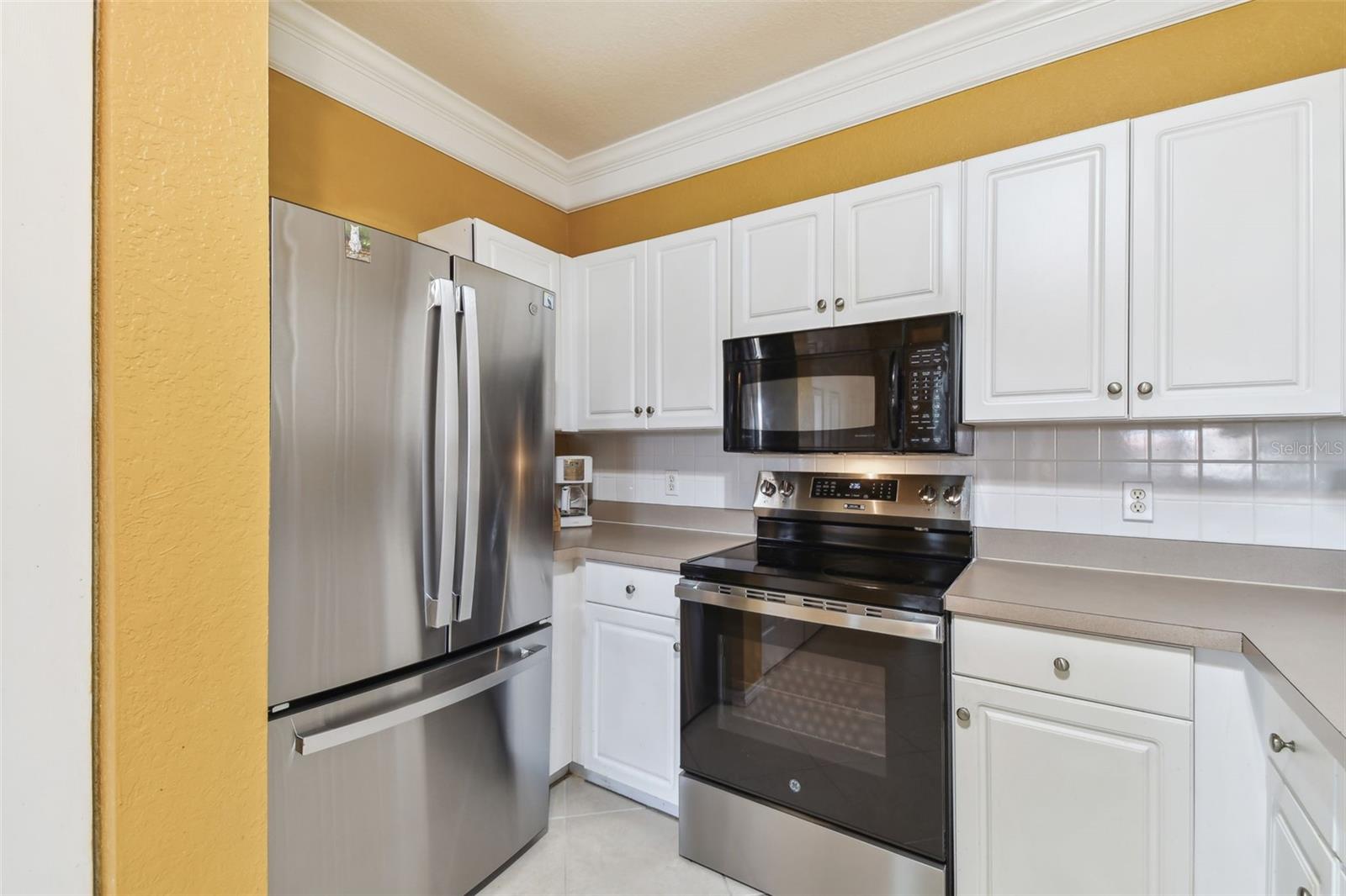 Image 13 of 78 For 4312 Bayside Village Drive 302