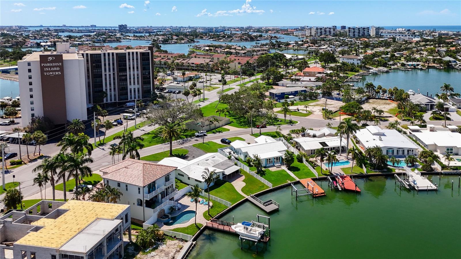 Image 41 of 52 For 10350 Paradise Boulevard