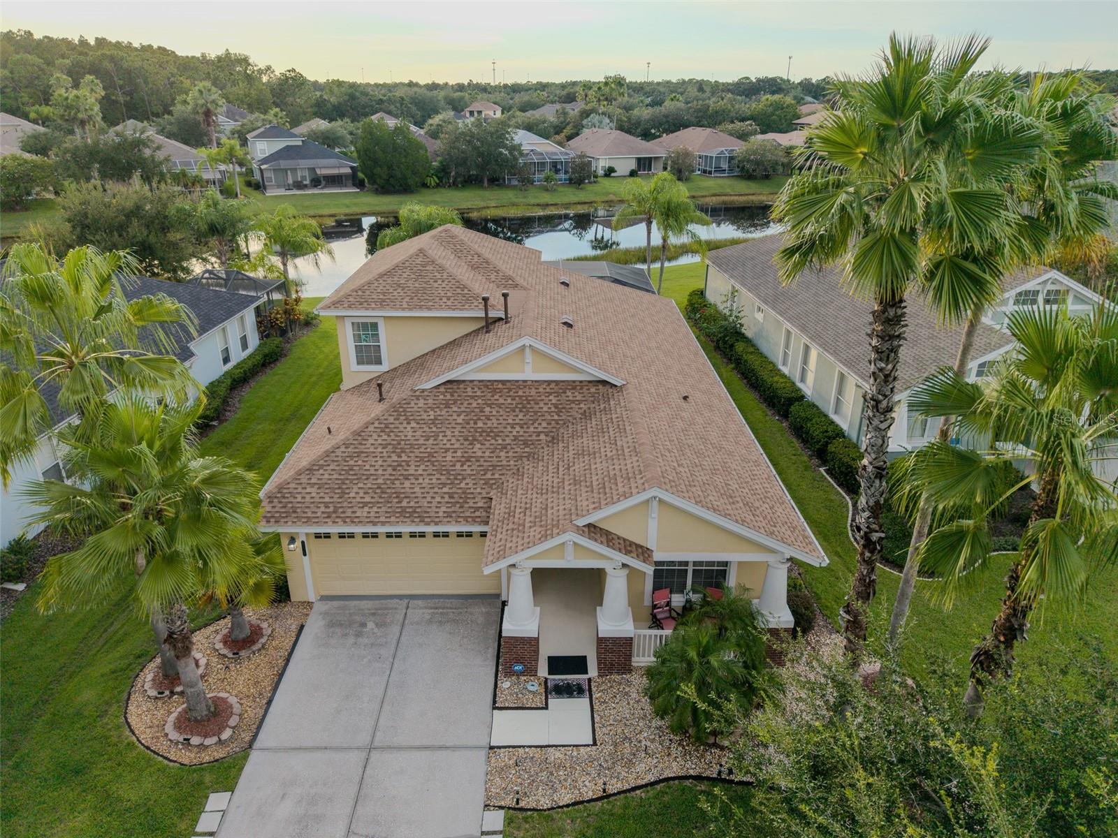 Listing photo id 9 for 8118 Camella Lane