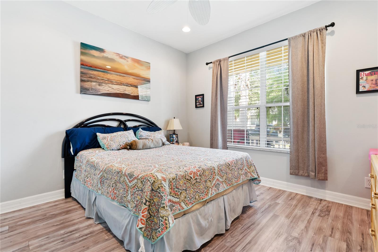 Listing photo id 27 for 8118 Camella Lane