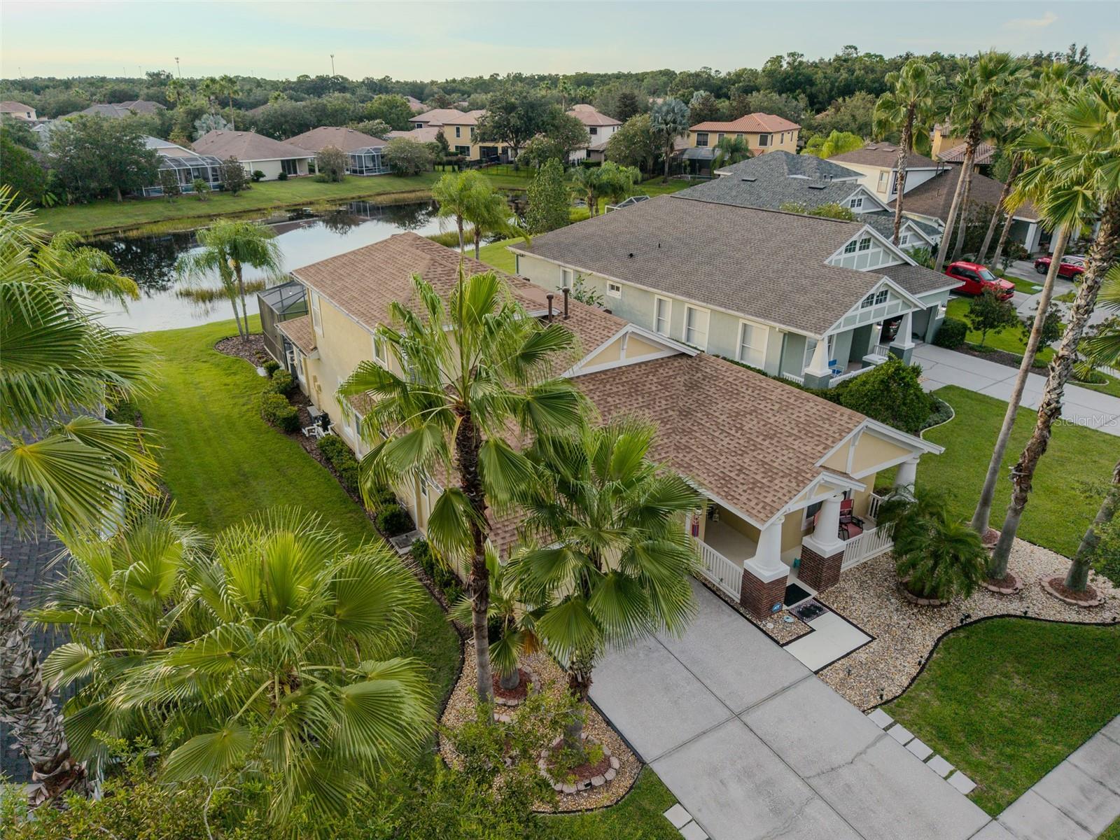 Listing photo id 33 for 8118 Camella Lane