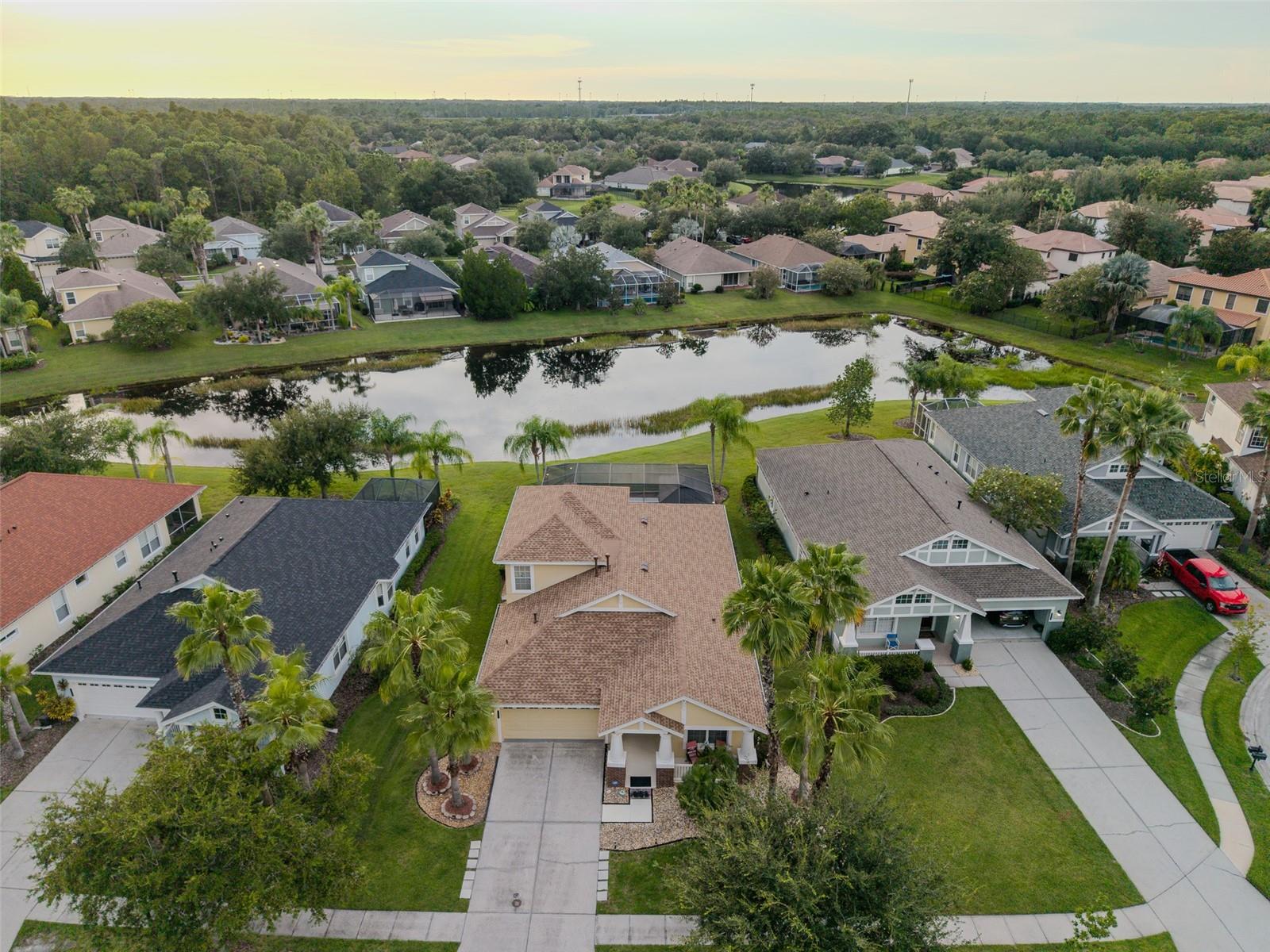 Listing photo id 35 for 8118 Camella Lane