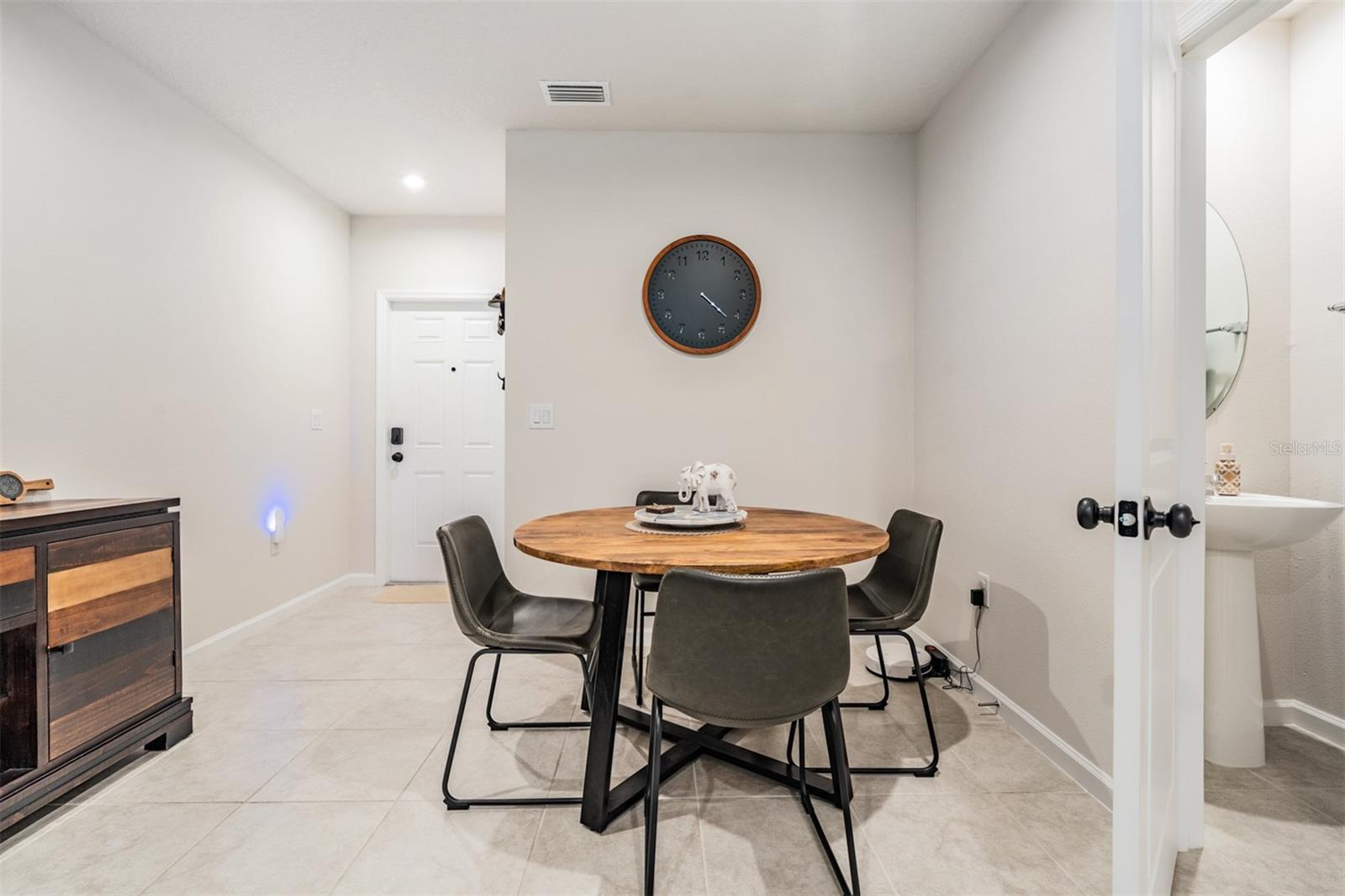 Image 15 of 42 For 12136 Grizzly Lane