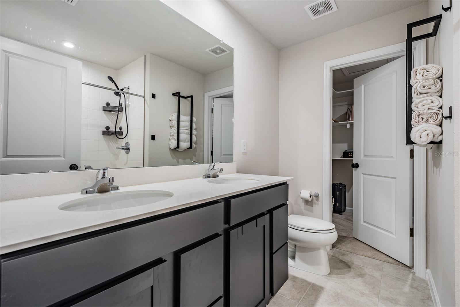 Image 33 of 42 For 12136 Grizzly Lane