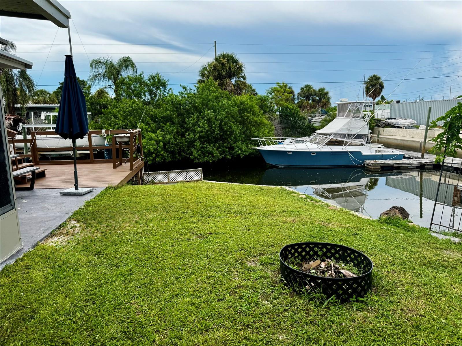 Image 19 of 38 For 6905 Signal Cove Drive