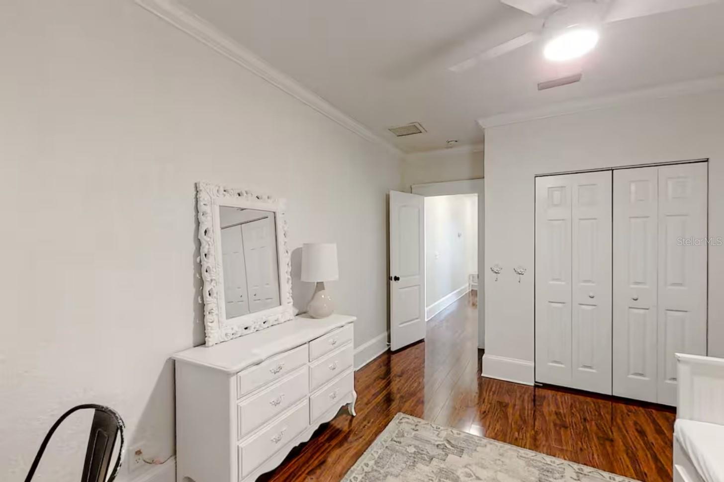 Image 18 of 23 For 510 Amelia Avenue